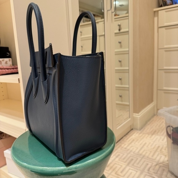 Celine - Micro Luggage Handbag in Baby Drummed Calfskin - Picture 7 of 16